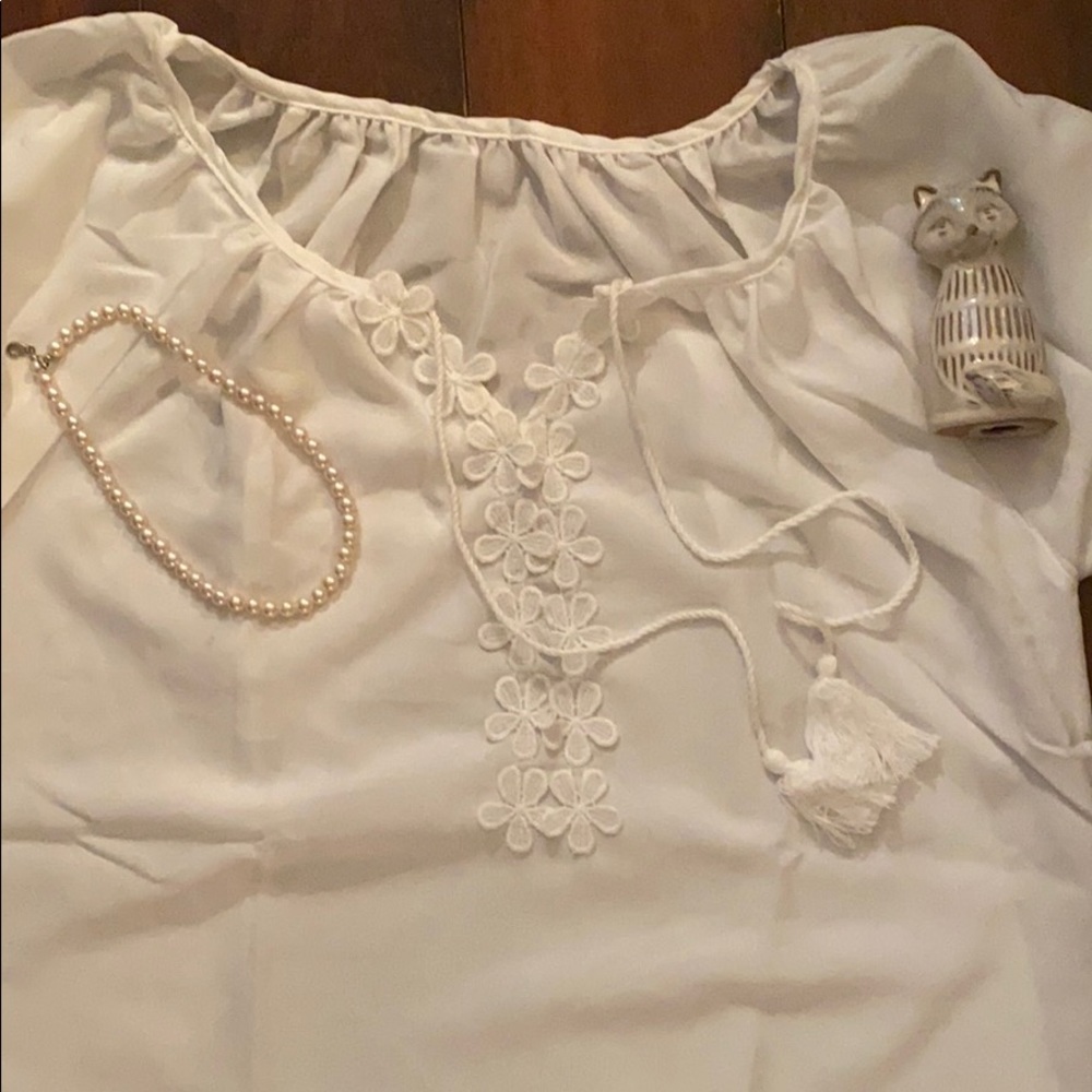 Gorgeous White Decorative Blouse